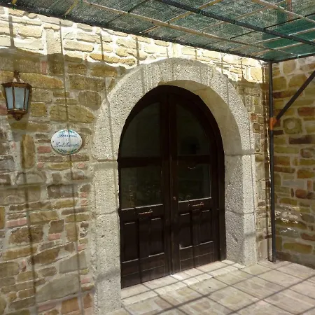 Agriturismo Sant'arcangelo 3* بيرديفومو